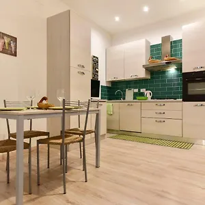 Bmga L Coliseum 1bdr For Couples Roma